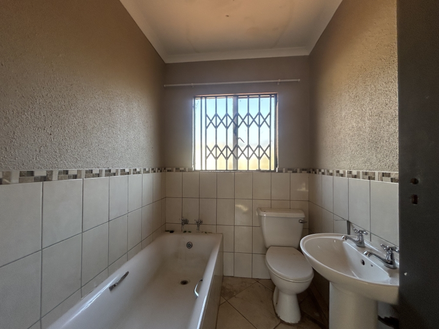 3 Bedroom Property for Sale in Amandasig Gauteng