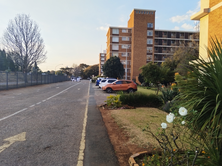 2 Bedroom Property for Sale in Elardus Park Gauteng