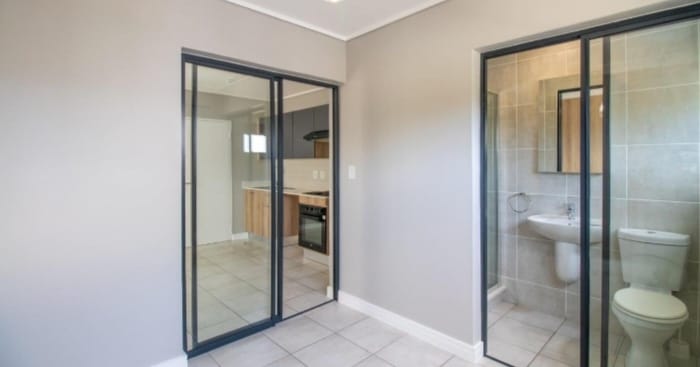 1 Bedroom Property for Sale in Linbro Park Gauteng