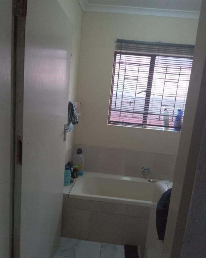3 Bedroom Property for Sale in Soshanguve VV Gauteng