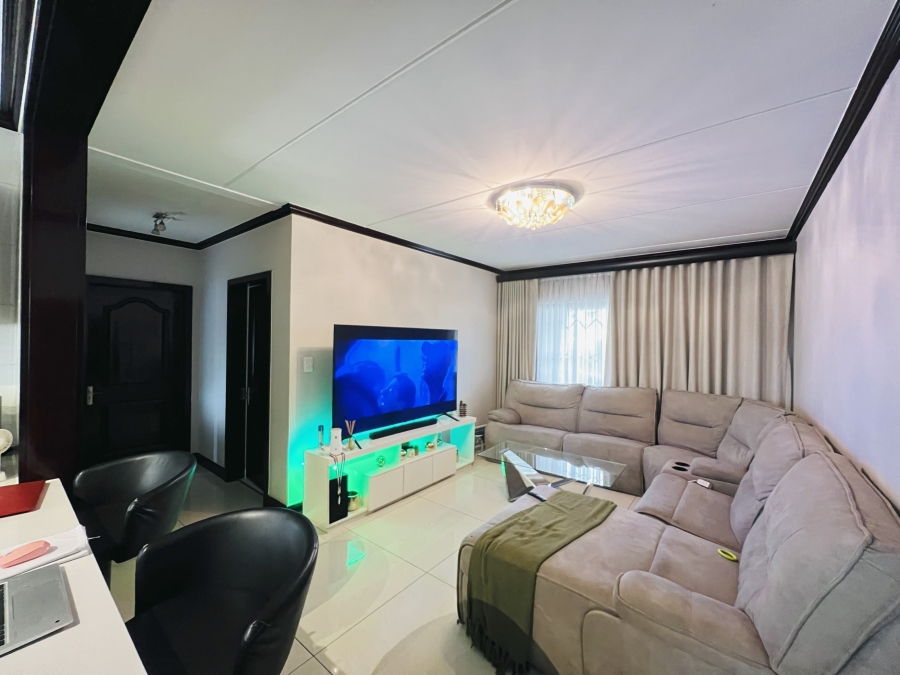 2 Bedroom Property for Sale in Craigavon Gauteng