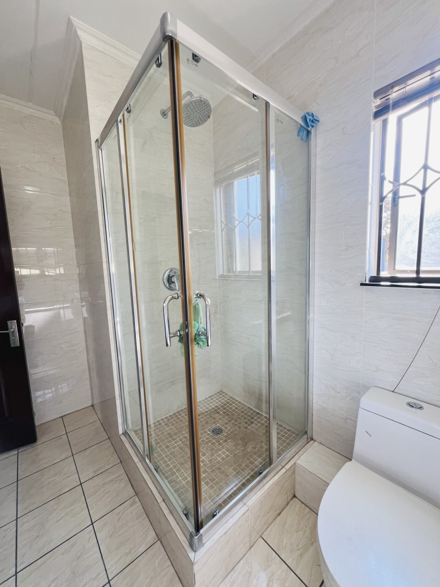2 Bedroom Property for Sale in Craigavon Gauteng