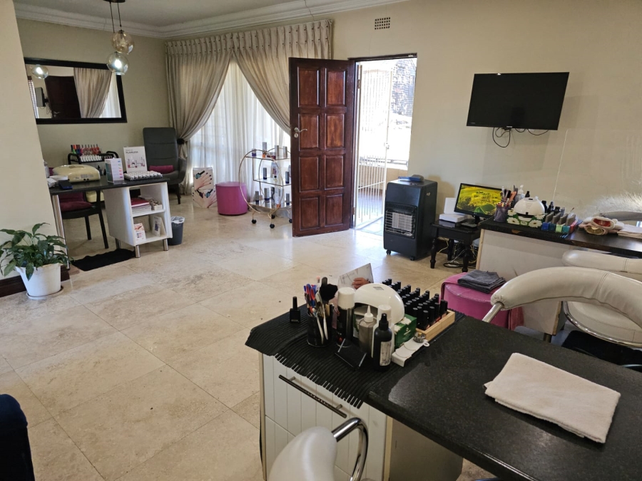 4 Bedroom Property for Sale in Southdale Gauteng
