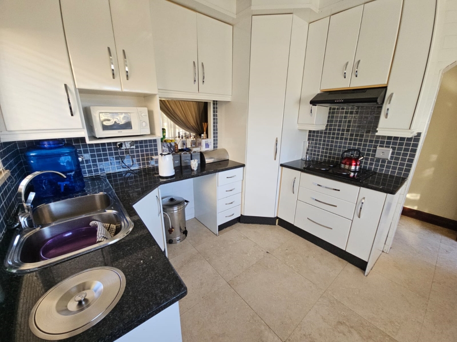 4 Bedroom Property for Sale in Southdale Gauteng