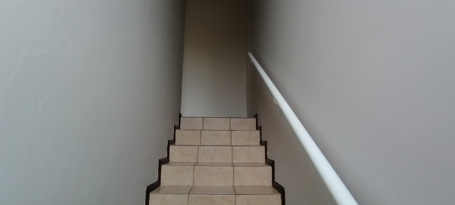 To Let 2 Bedroom Property for Rent in Sugar Bush Estate Gauteng