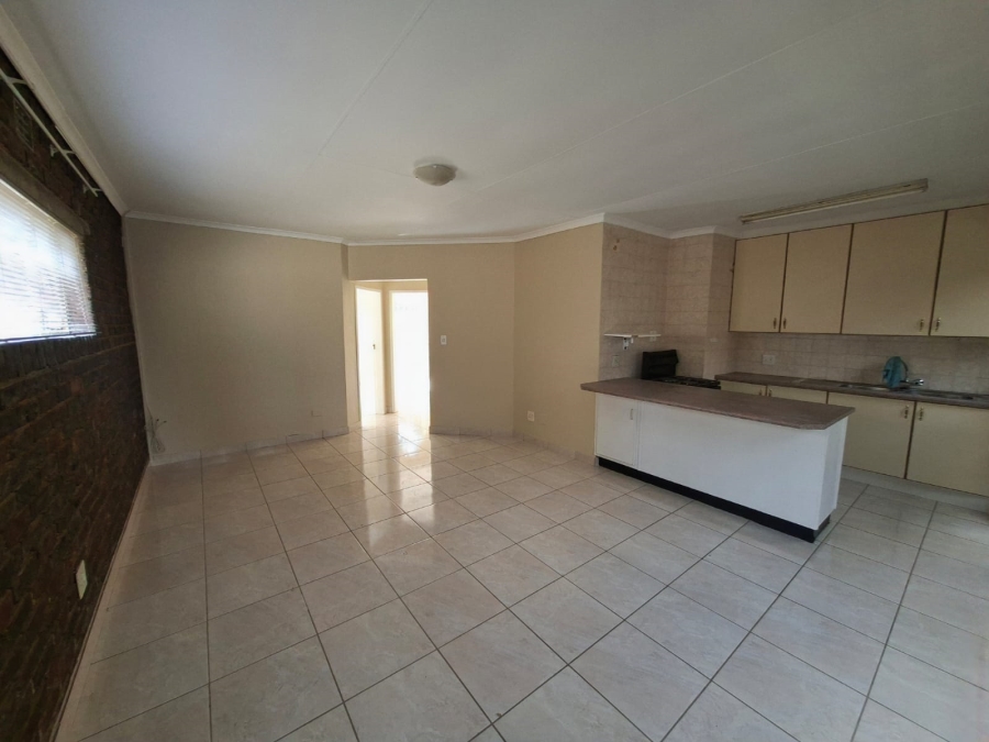 2 Bedroom Property for Sale in Rant En Dal Gauteng