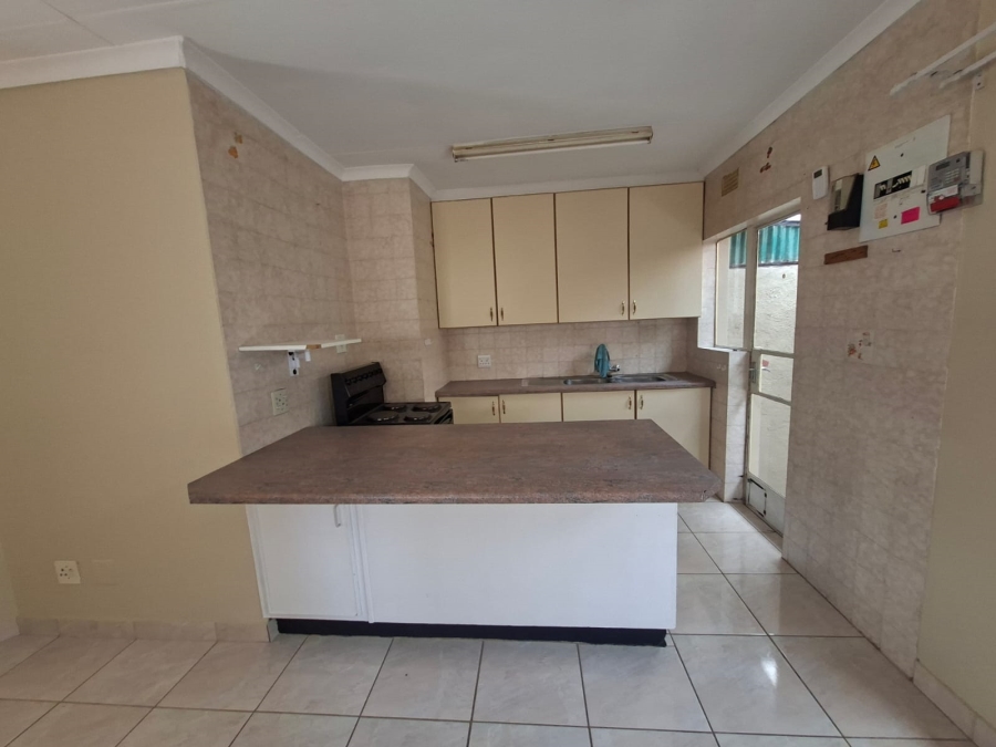 2 Bedroom Property for Sale in Rant En Dal Gauteng