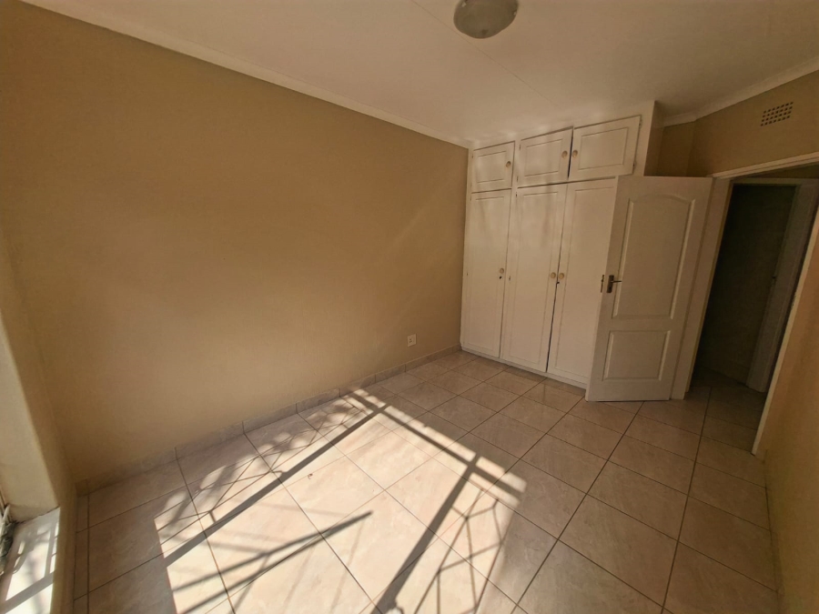 2 Bedroom Property for Sale in Rant En Dal Gauteng