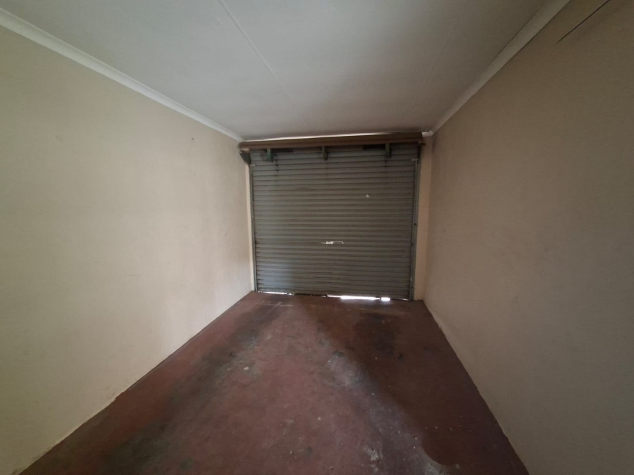 2 Bedroom Property for Sale in Rant En Dal Gauteng