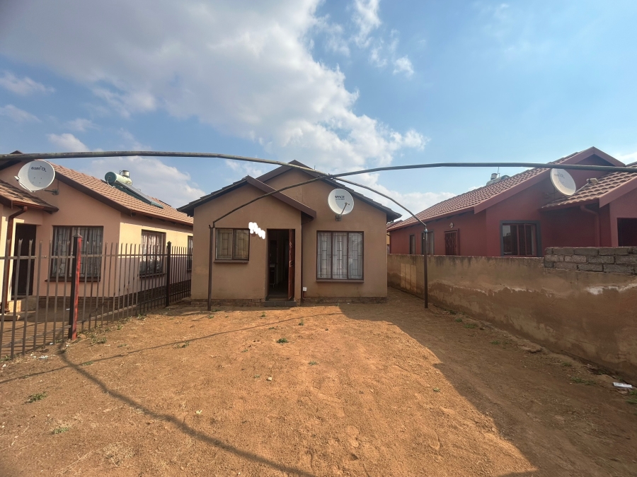 2 Bedroom Property for Sale in Soshanguve VV Gauteng