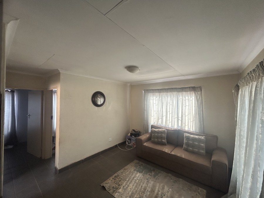2 Bedroom Property for Sale in Soshanguve VV Gauteng