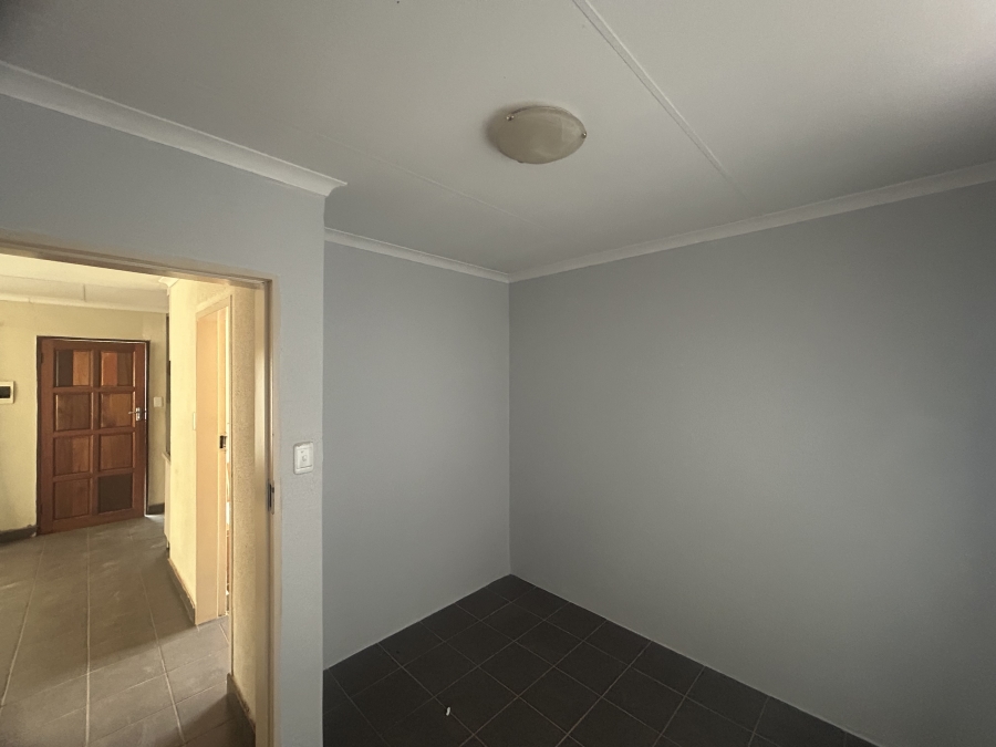 2 Bedroom Property for Sale in Soshanguve VV Gauteng