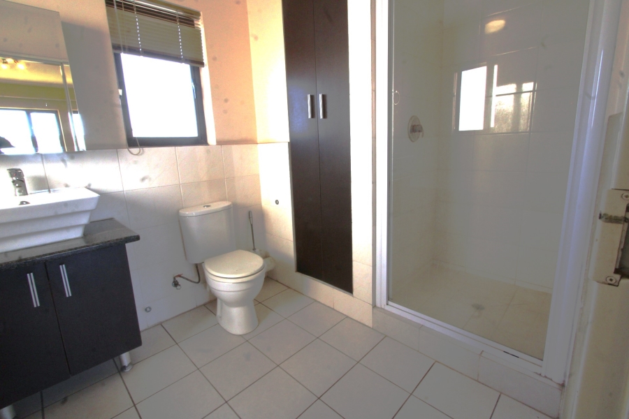 To Let 2 Bedroom Property for Rent in Noordwyk Gauteng