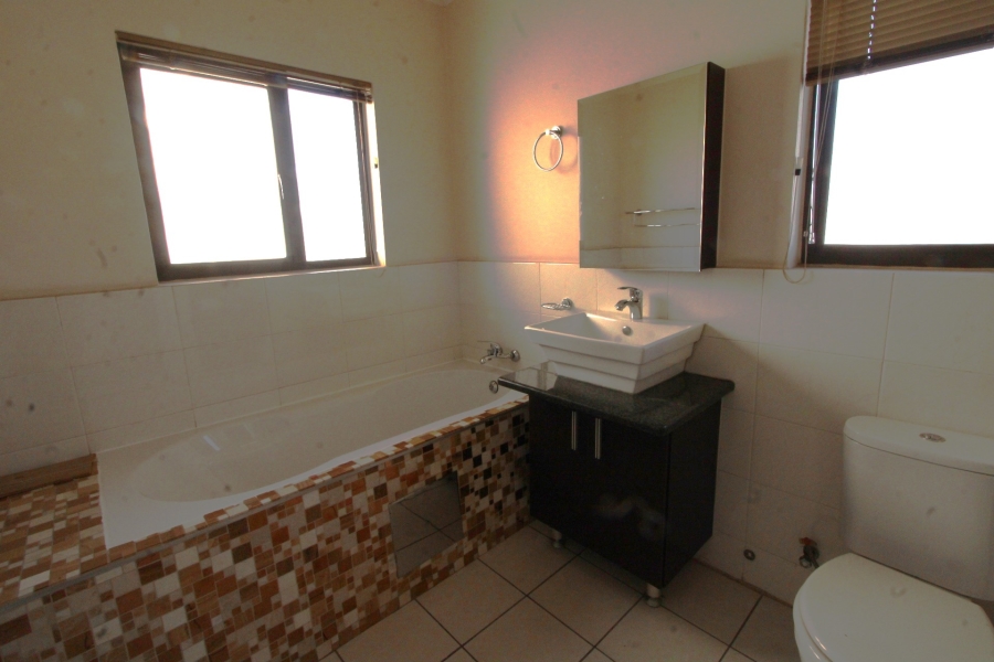 To Let 2 Bedroom Property for Rent in Noordwyk Gauteng