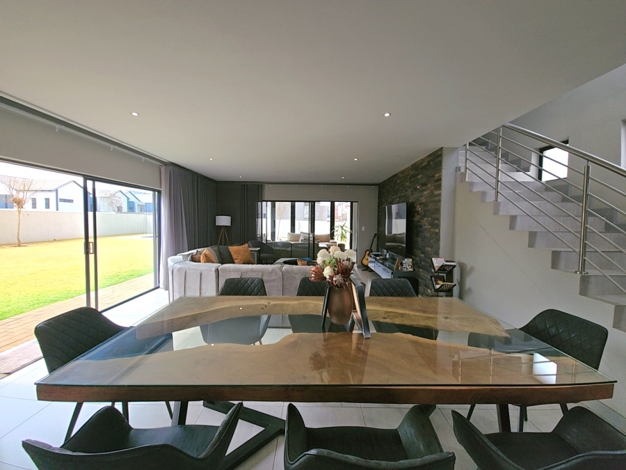 4 Bedroom Property for Sale in Midstream Meadows Gauteng