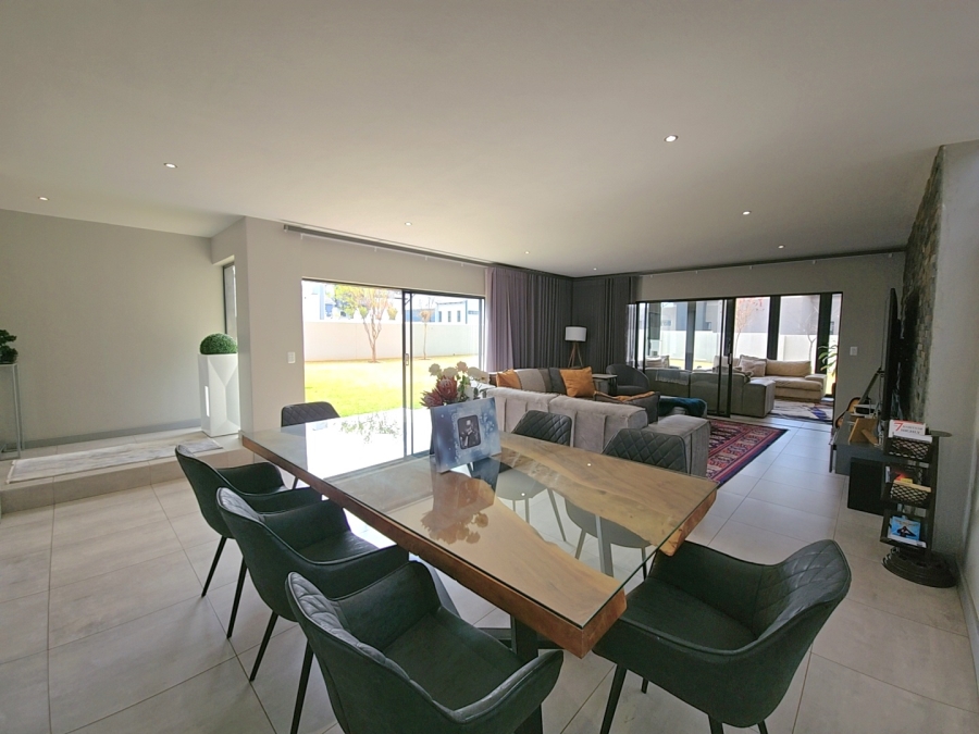 4 Bedroom Property for Sale in Midstream Meadows Gauteng