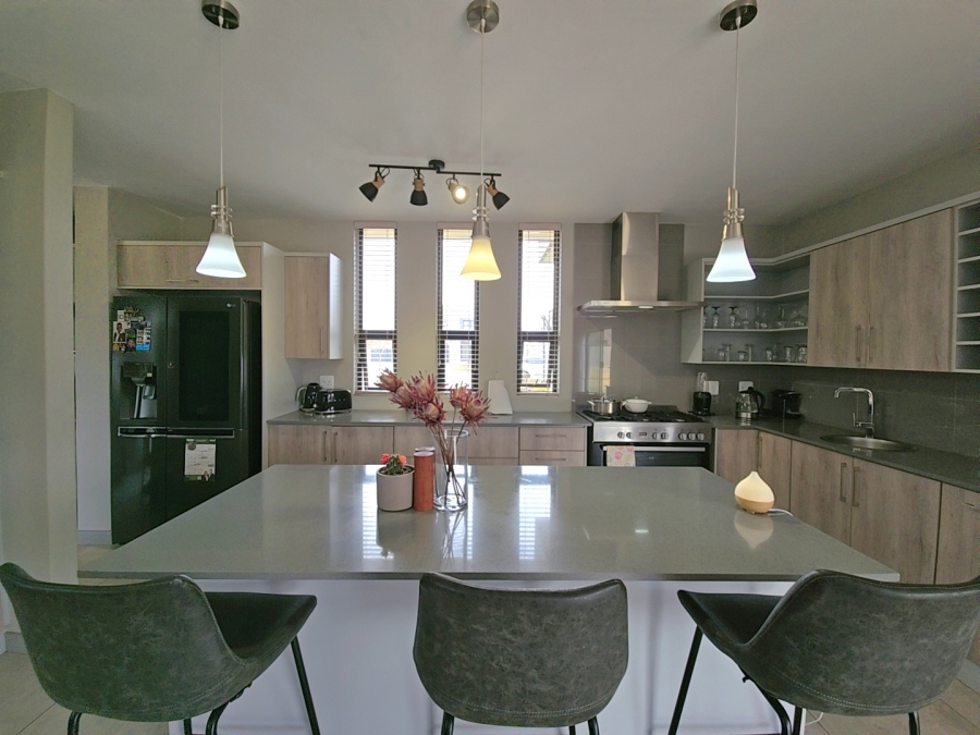 4 Bedroom Property for Sale in Midstream Meadows Gauteng