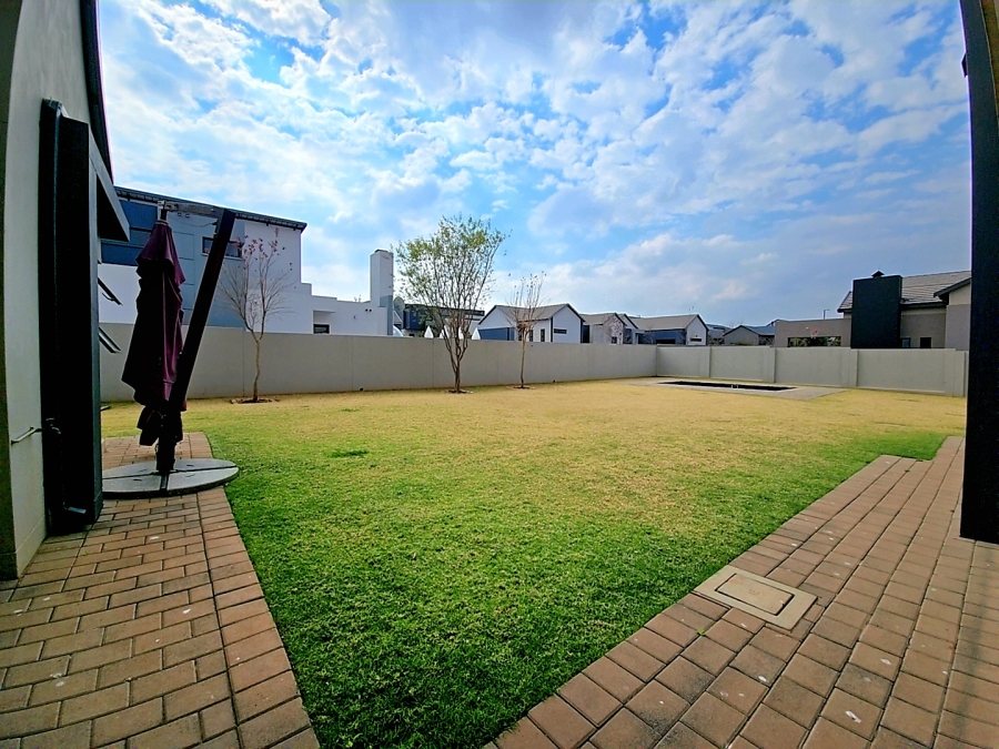 4 Bedroom Property for Sale in Midstream Meadows Gauteng