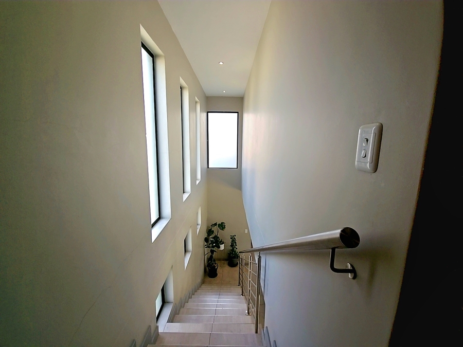 4 Bedroom Property for Sale in Midstream Meadows Gauteng