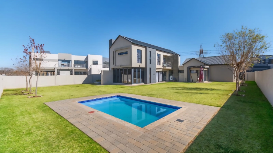 4 Bedroom Property for Sale in Midstream Meadows Gauteng
