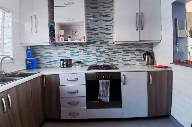 3 Bedroom Property for Sale in South Hills Gauteng