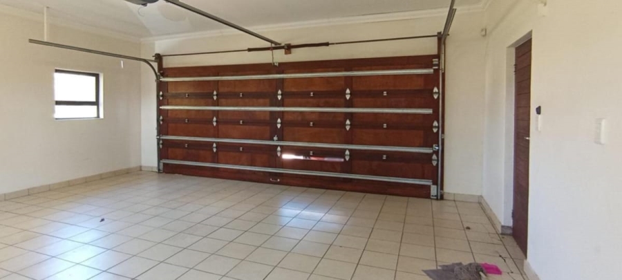 5 Bedroom Property for Sale in Mooikloof Glen Gauteng