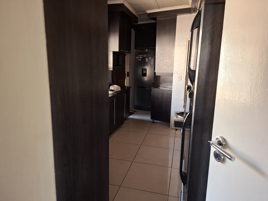 5 Bedroom Property for Sale in Birchleigh Gauteng