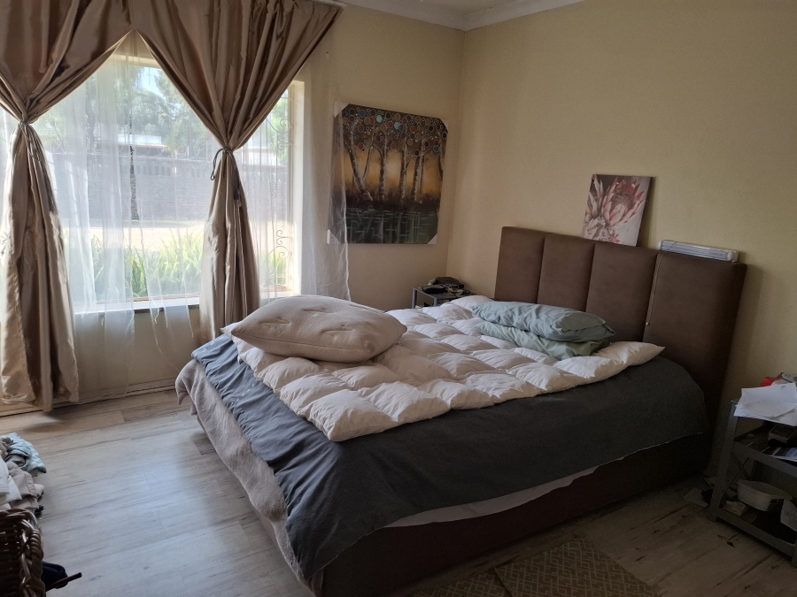 5 Bedroom Property for Sale in Birchleigh Gauteng