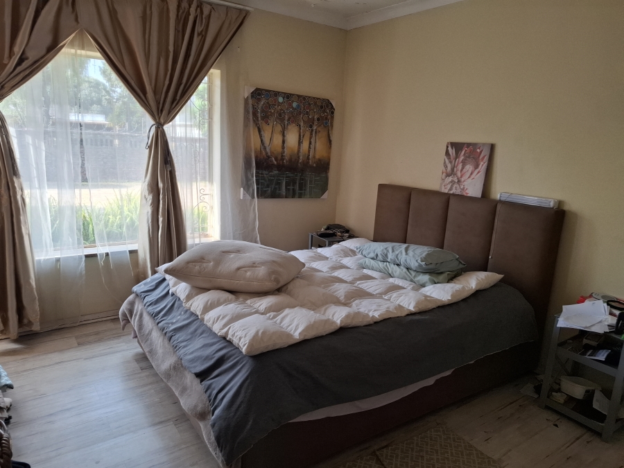 5 Bedroom Property for Sale in Birchleigh Gauteng