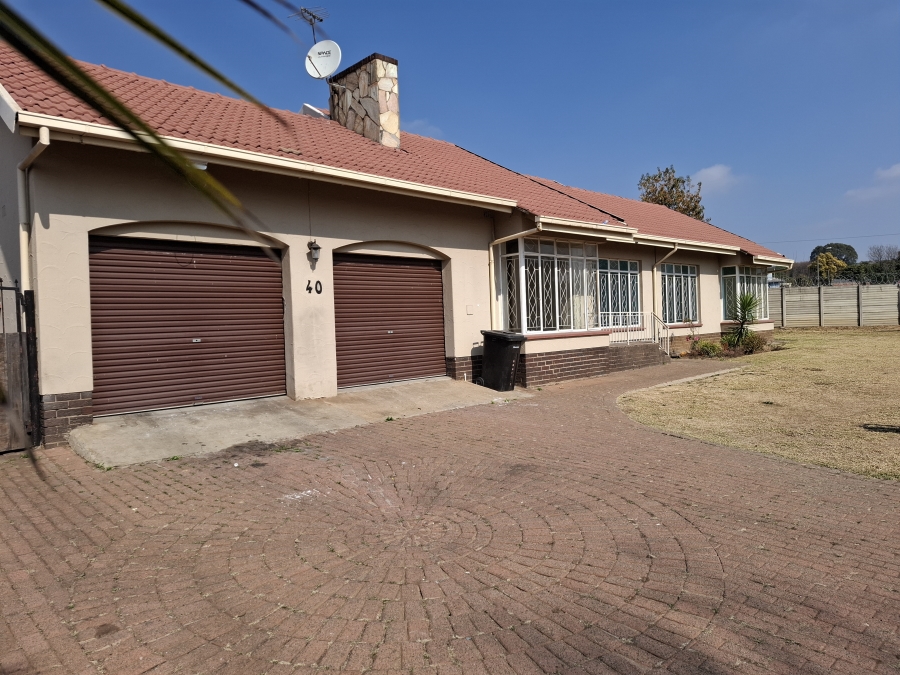 3 Bedroom Property for Sale in Edleen Gauteng