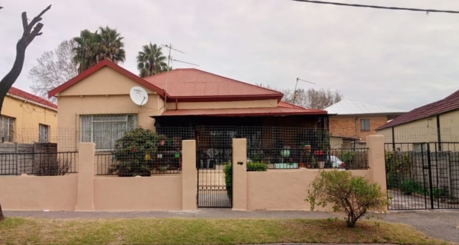 4 Bedroom Property for Sale in Rosettenville Gauteng