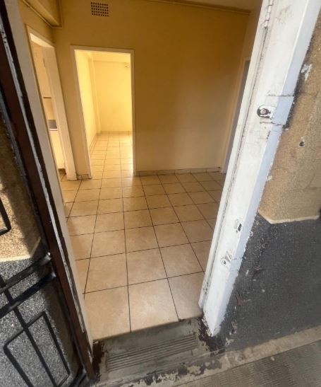 1 Bedroom Property for Sale in Rosettenville Gauteng