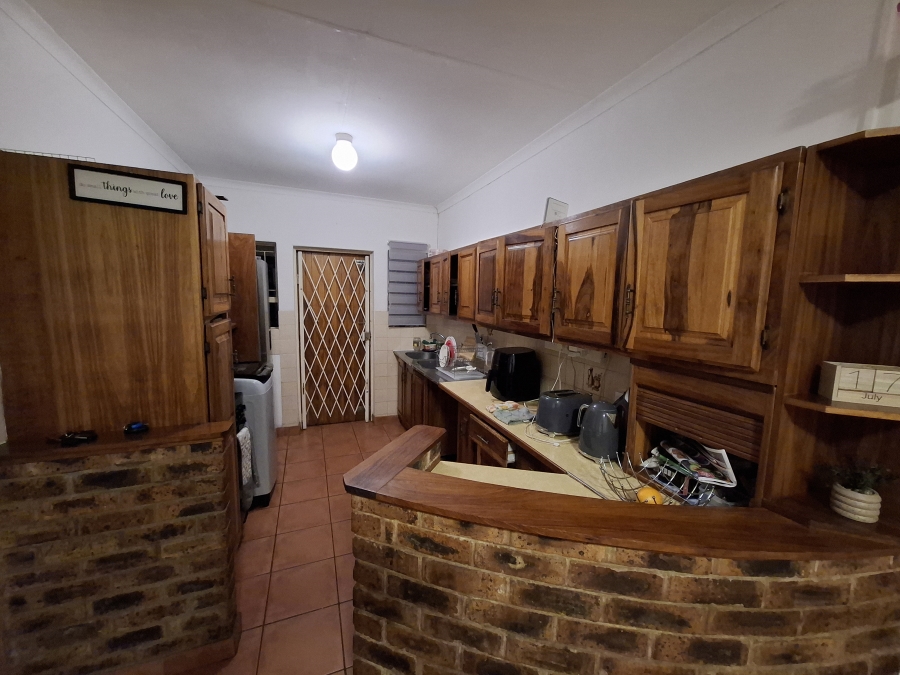 To Let 3 Bedroom Property for Rent in Monument Park Gauteng