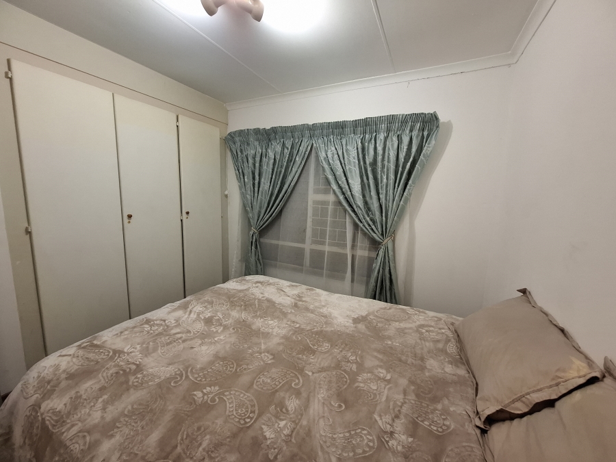 To Let 3 Bedroom Property for Rent in Monument Park Gauteng
