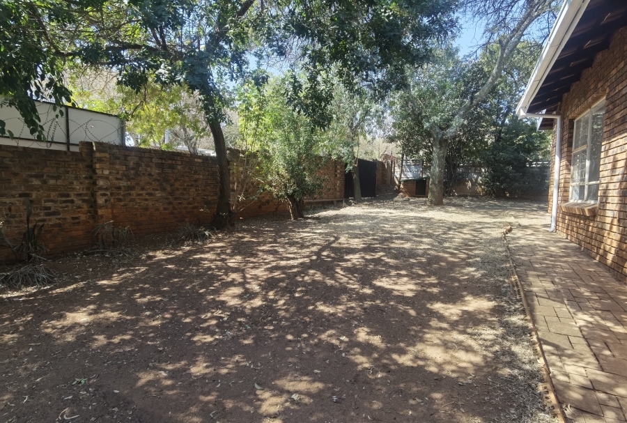 To Let 3 Bedroom Property for Rent in Monument Park Gauteng