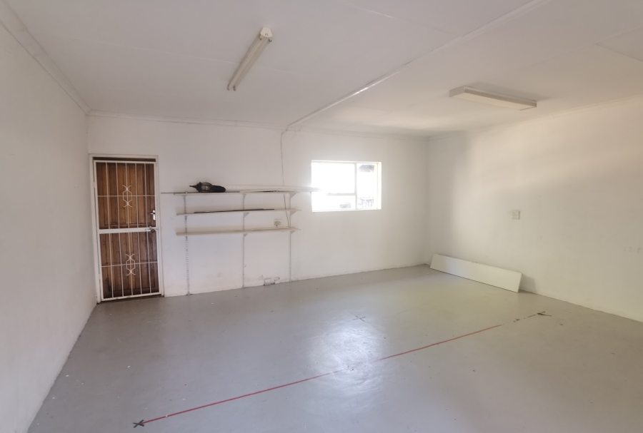 To Let 3 Bedroom Property for Rent in Monument Park Gauteng
