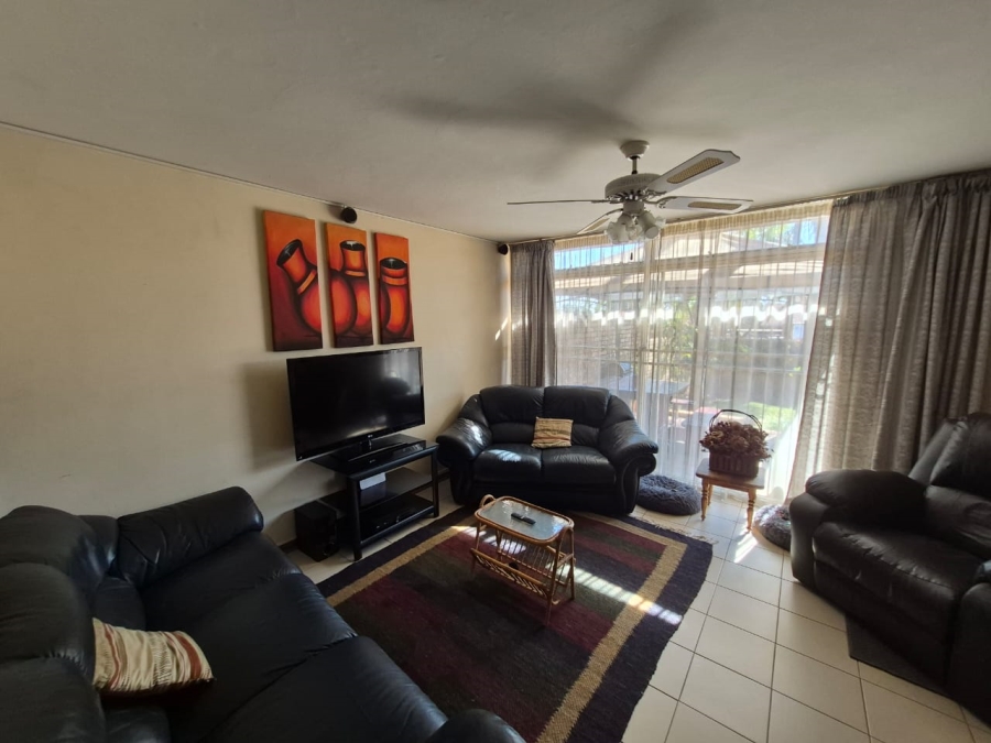 To Let 3 Bedroom Property for Rent in Wonderboom Gauteng