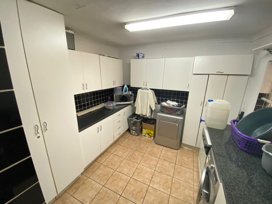 To Let 3 Bedroom Property for Rent in Faerie Glen Gauteng