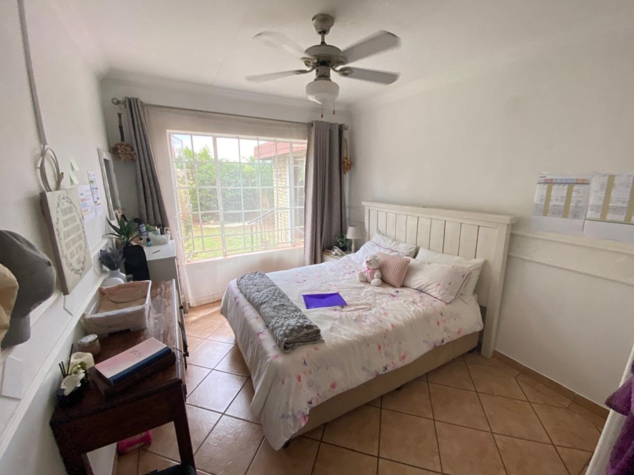 To Let 3 Bedroom Property for Rent in Faerie Glen Gauteng