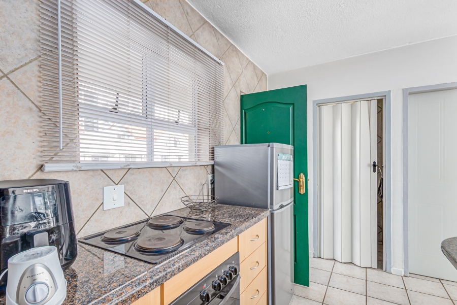 1 Bedroom Property for Sale in Morningside Gauteng
