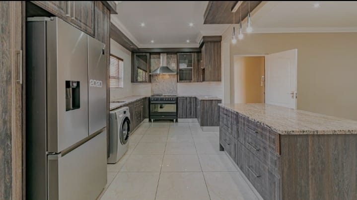 4 Bedroom Property for Sale in Randhart Gauteng