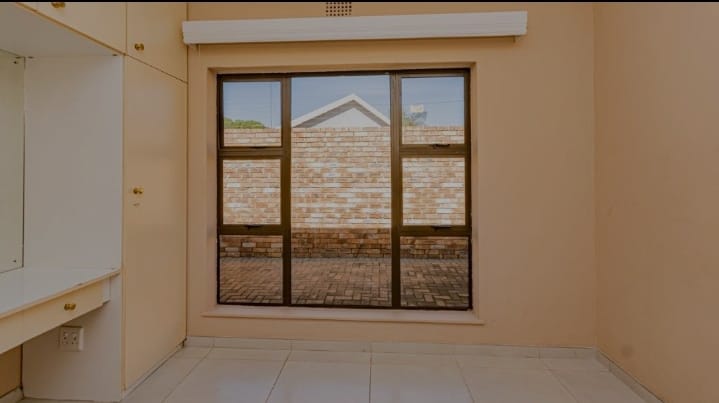 4 Bedroom Property for Sale in Randhart Gauteng