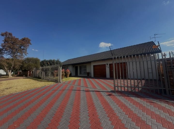 4 Bedroom Property for Sale in Randhart Gauteng