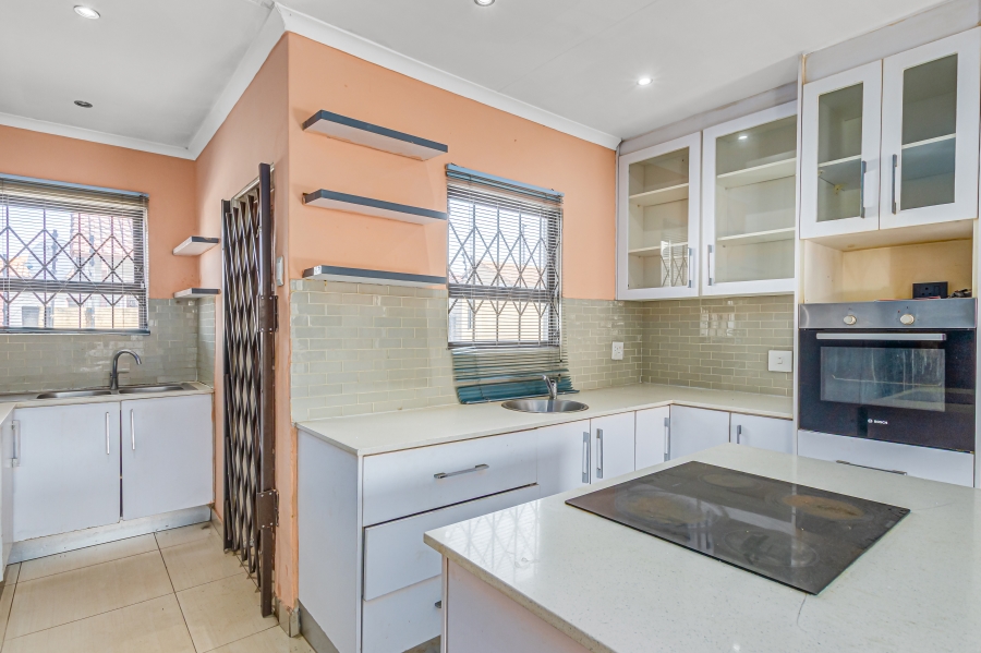 4 Bedroom Property for Sale in Cosmo City Gauteng