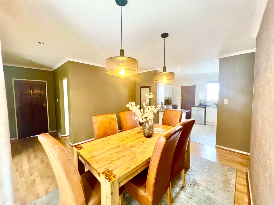 3 Bedroom Property for Sale in Halfway Gardens Gauteng