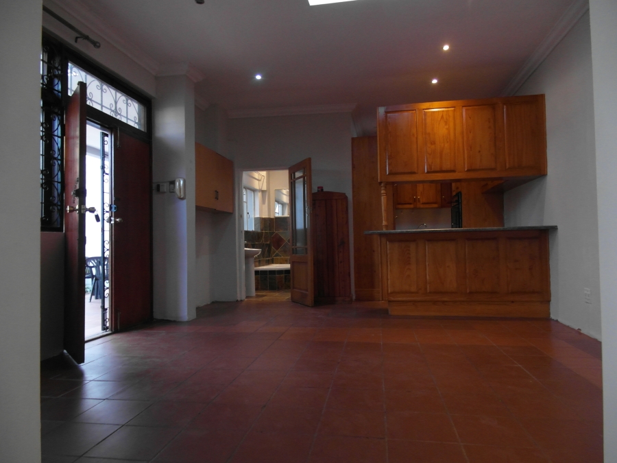 To Let 1 Bedroom Property for Rent in Linden Gauteng