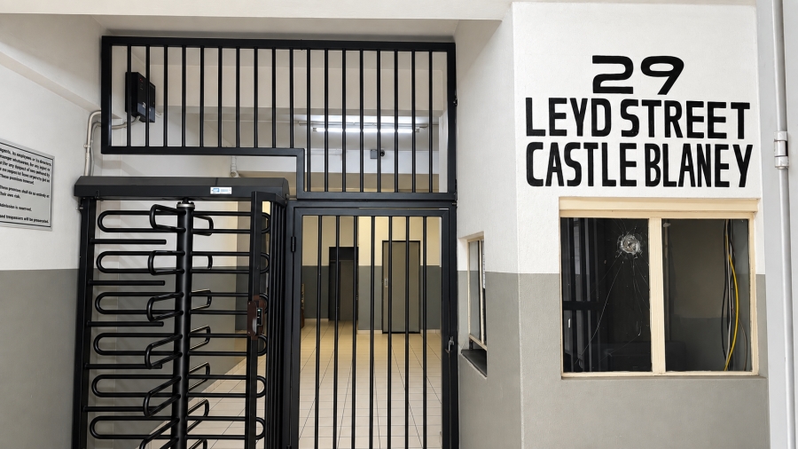 To Let 2 Bedroom Property for Rent in Johannesburg Central Gauteng