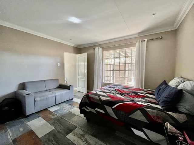To Let 1 Bedroom Property for Rent in Franklin Roosevelt Park Gauteng