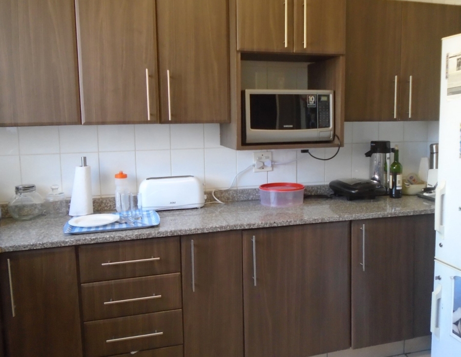 To Let 3 Bedroom Property for Rent in Victory Park Gauteng