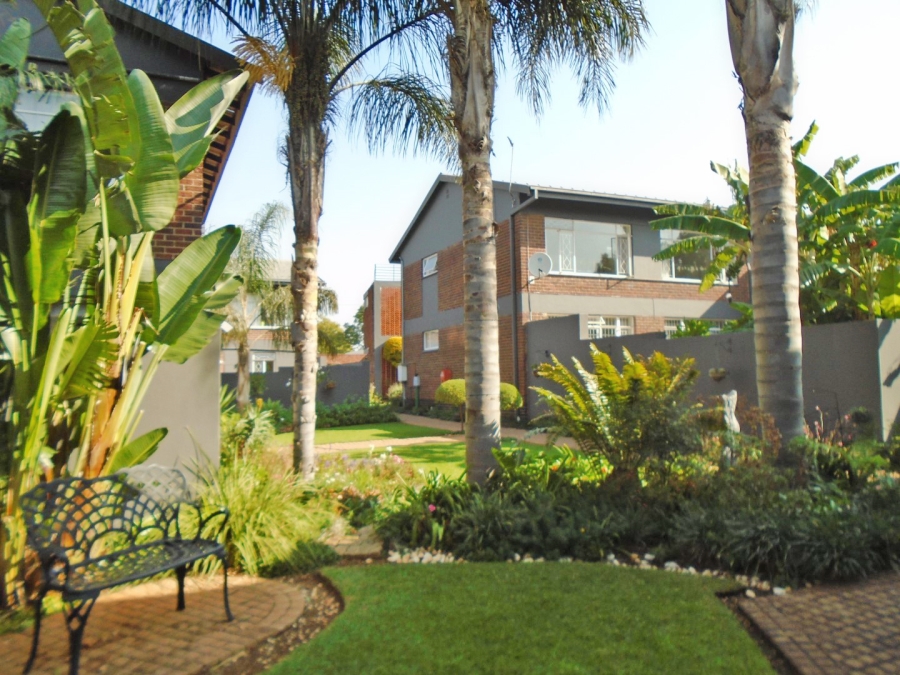 To Let 3 Bedroom Property for Rent in Victory Park Gauteng